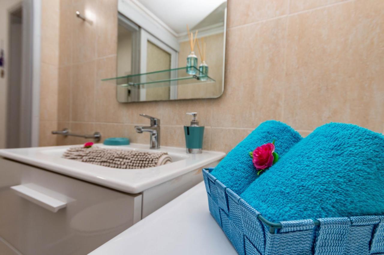 Serenity Yumbo - Europa Appartment 2Min Yumbo - 5Min From Beach - Wifi Free - Air Conditioner - Private Services - Free Welcome Book - Cohote Conserjeria Gran Canaria ปลายา เดล อิงเกลส ภายนอก รูปภาพ